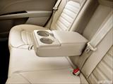  Rear center console with closed lid from driver's side looking down photo